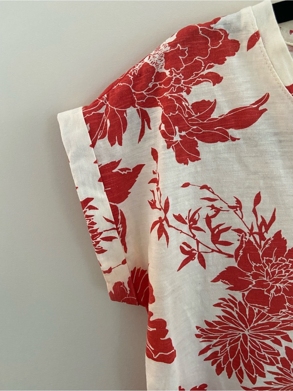 Part Two Short-Sleeve Split-Neck Floral Print Tee - Picture 6 of 16